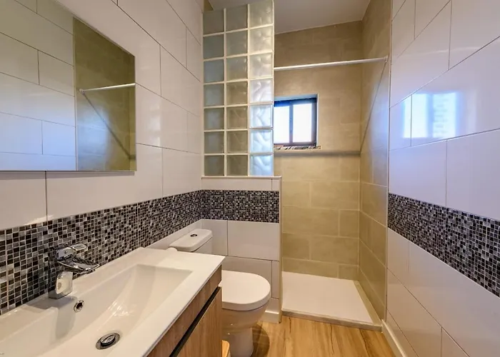 Detached House With Garden Baleal Peniche * Ferrel (Leiria)